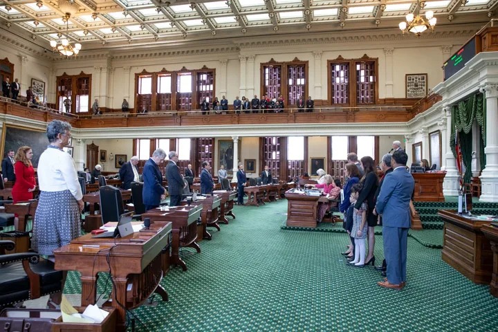 Shteti Amerikan i Teksasit kërkon të ndalojë përdorimin e rrjeteve sociale për përdoruesit nën 18-vjeç