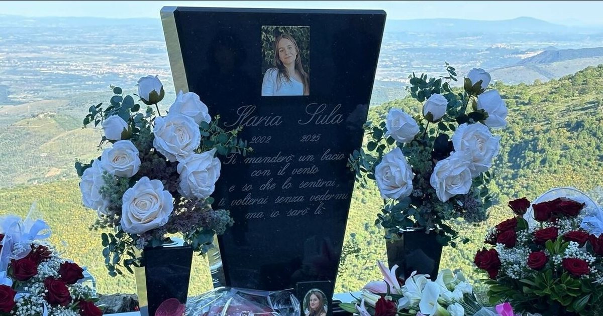 Sot do festonte ditëlindjen/ Prindërit e Ilarias përkujtojnë të bijën, ndërtojnë memorial në vendin ku u gjet trupi