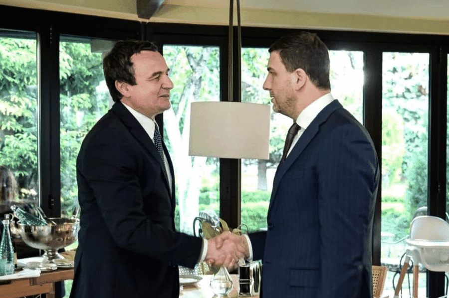 Sot takimi Kurti-Krasniqi, VV i kërkon aleancë PDK për të votuar Albulena Haxhiut