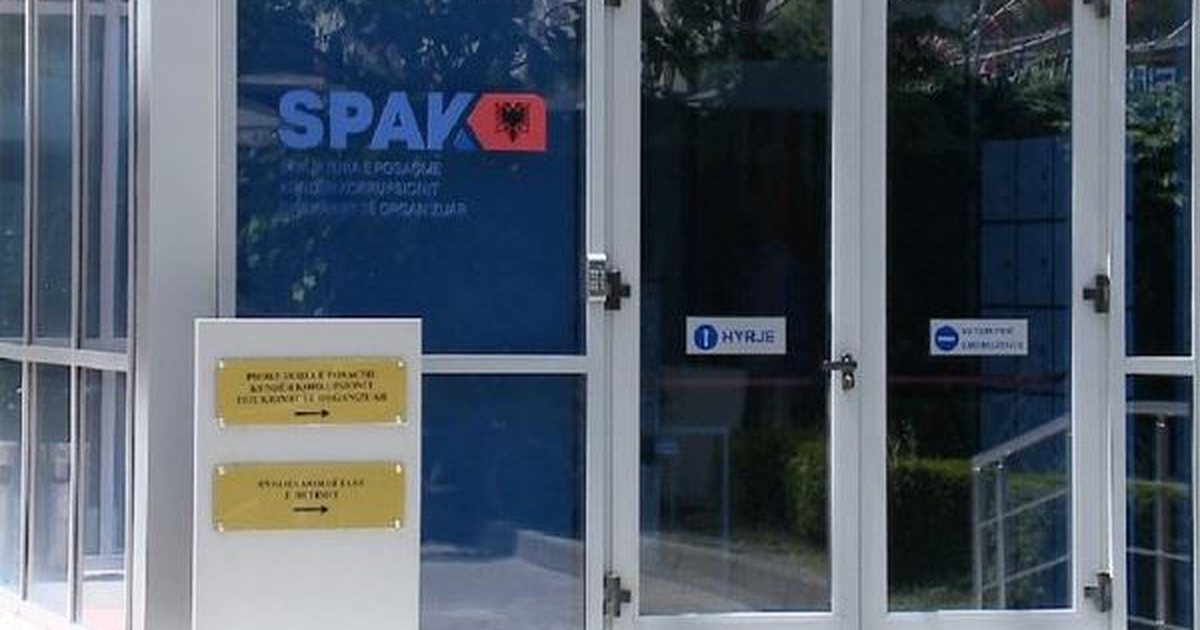 SPAK aksion në Elbasan, sekuestrohen 200 mijë euro dhe dy celularë