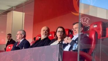 Starton Europiani U17, kryeministri Rama i pranishëm në ceremoni