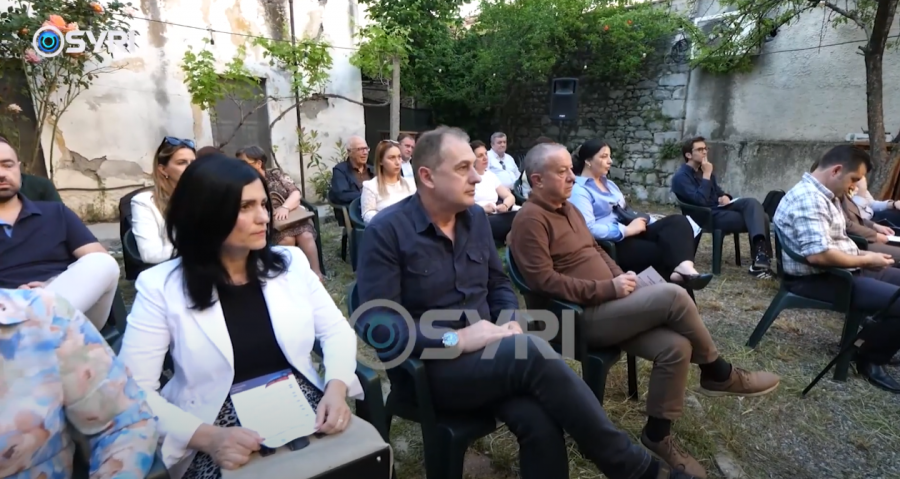 SYRI TV/ Kandidatët e PD Shkodër vijojnë takimet, Spahia: Do rikthejmë dinjitetin e mjekut