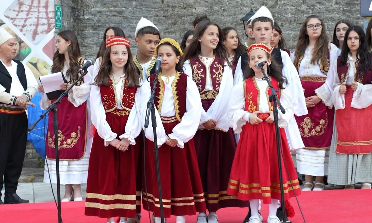Takimi i Polifonisë! Edicioni i nëntë, tradita në Gjirokastër rikthehet me zërat e rinj