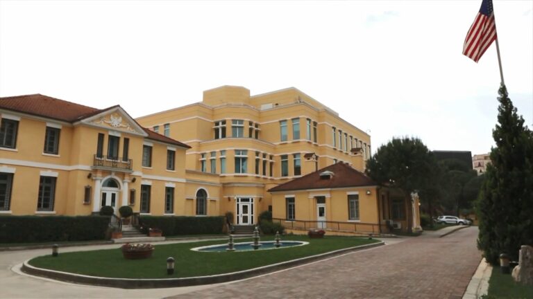 “Të mbrojmë qytetarët”, ambasada e SHBA: Denonconi pranë DEA-s trafikun e drogës apo pastrimin e parave!