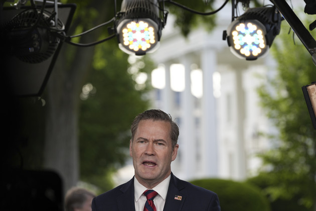 Trump planifikon të shkarkojë këshilltarin e sigurisë kombëtare Mike Waltz