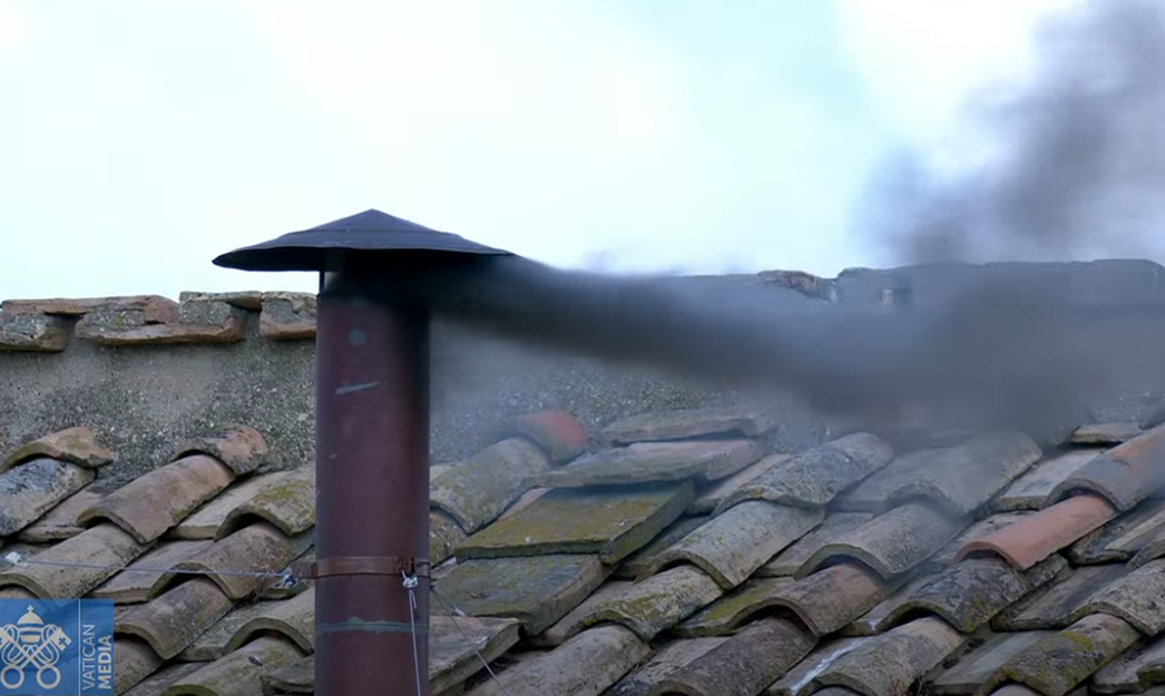 Tym i zi mbi Vatikan! Zgjedhja e Papës së ri dështon sërish