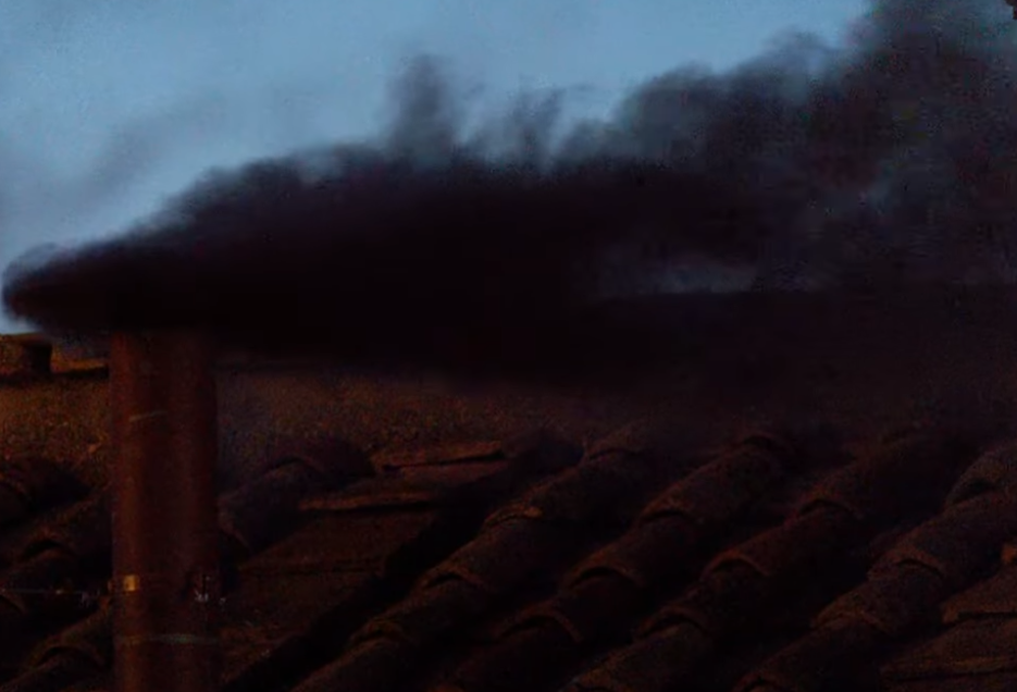 Tym i zi në Kapelën Sistine/ Mbyllet pa konsensus votimi i parë mes 133 kardinalëve për zgjedhjen e Papës së ri