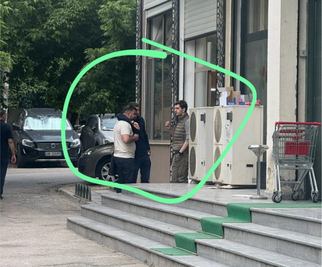 Veprimtaria ilegale e PS/ Zbulohet një tjetër zyrë pa logo në zonën e Komunës së Parisit