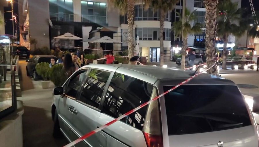 VIDEO/ Kalimtarët pikasin një sasi eksplozivi në rrugë, Policia e Durrësit rrethon ‘Velierën’