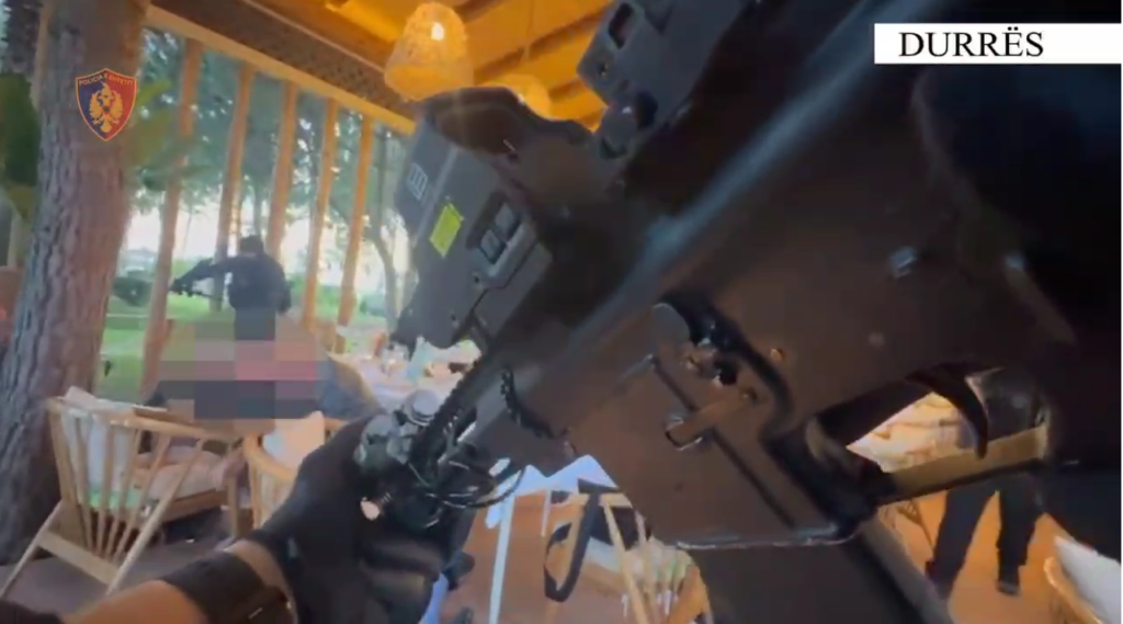 VIDEO/ Momenti kur RENEA arreston “Akilin” dhe 6 të tjerët te Gjiri i Lalzit