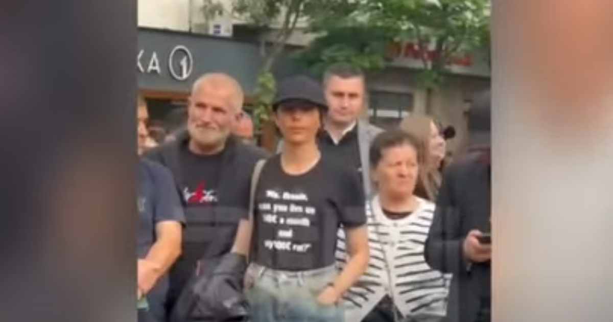 VIDEO-SKANDALI me Gjicin, Alma Kaçi i bashkohet protestës së Opozitës