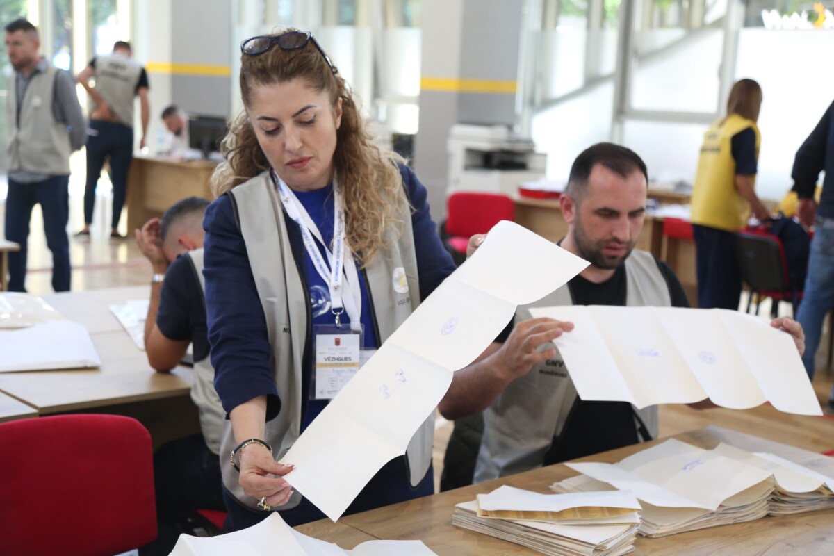 Votat nga Greqia, zbardhet mesazhi i PD për numëruesit dhe komisionerët, çfarë do bëjnë për të kundërshtuar rezultatin