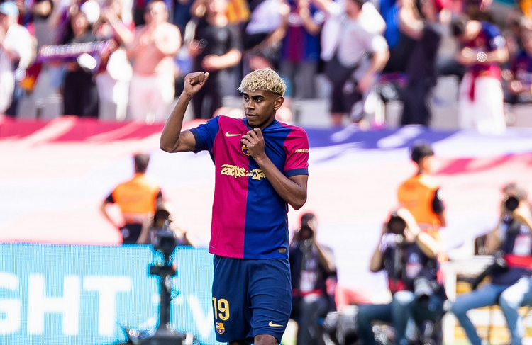 Yamal dëshiron të luajë me yllin e United: “I pëlqen shumë ideja”