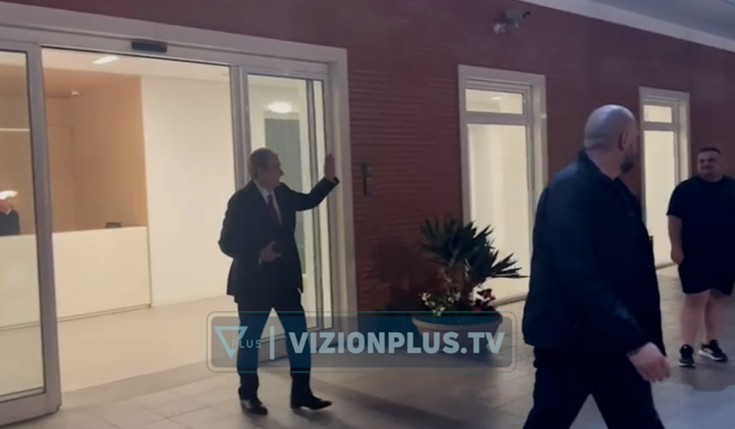 ZGJEDHJET 2025/ Berisha largohet nga selia e PD, nis numërimi në Tiranë dhe Shkodër