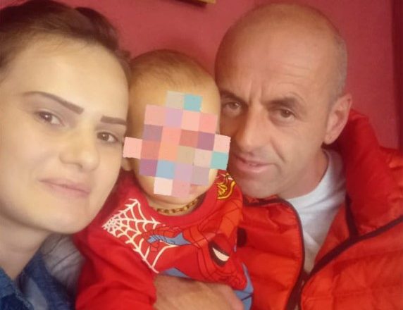 Zhduken gruaja dhe djali i mitur në Shkodër, burri kërkon ndihmë për gjetjen e fëmijës
