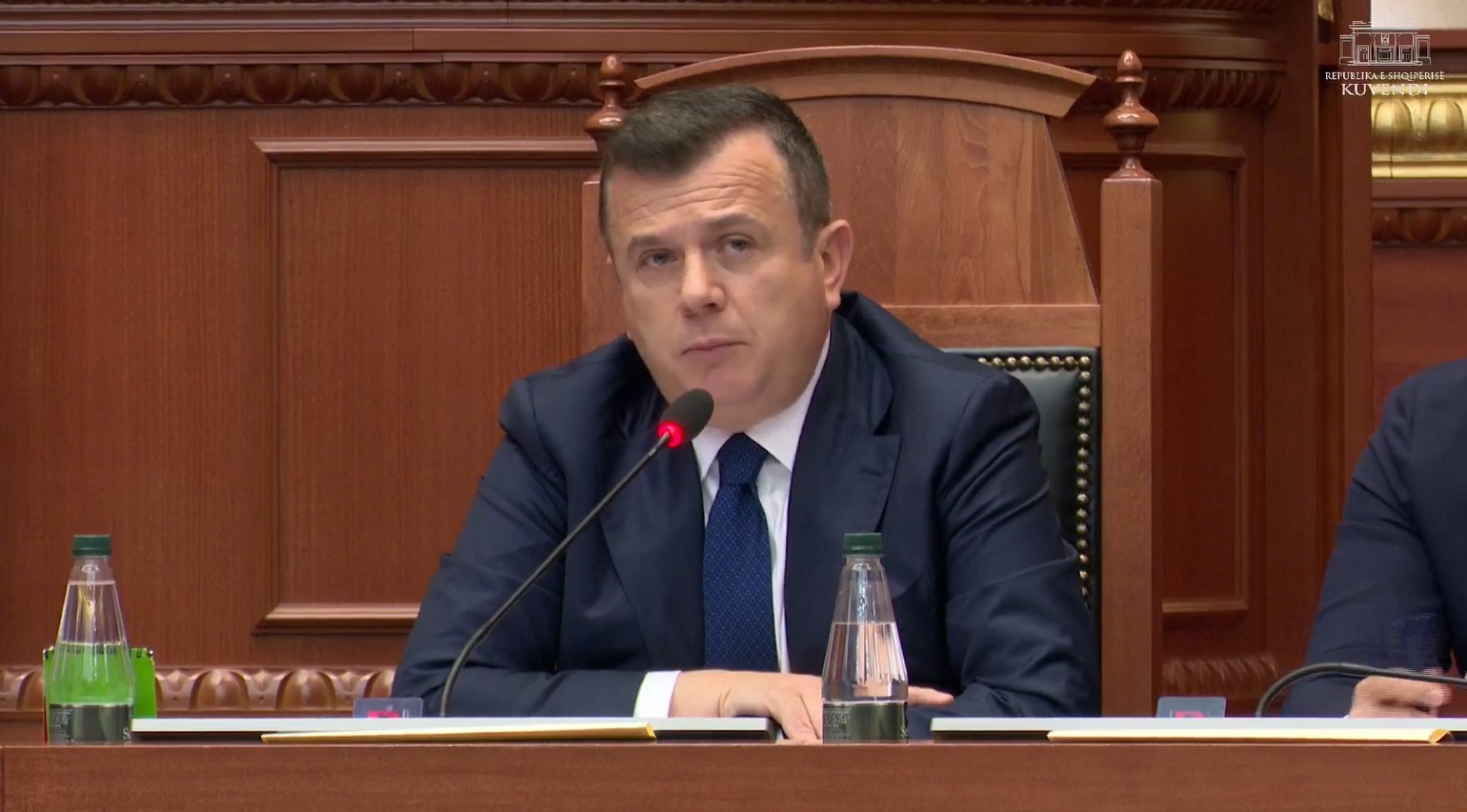 “11 maji farsë”, Balla i përgjigjet Nokës: Në partinë tuaj e keni të vështirë të aplikoni nenin “Basha”, po turpëroheni çdo ditë