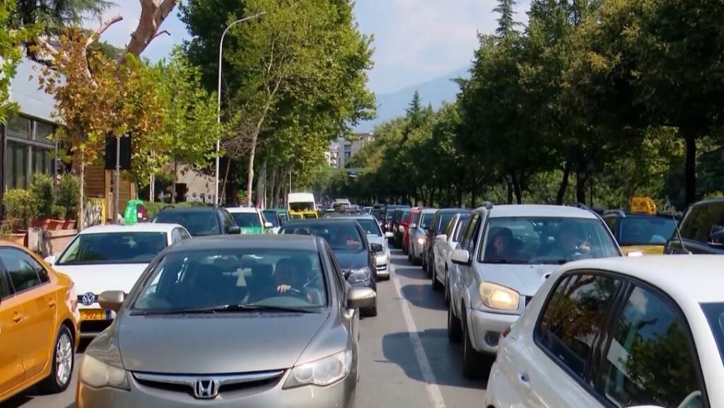 265 mijë mjete pa taksën vjetore, borxh shtetit 170 mln USD