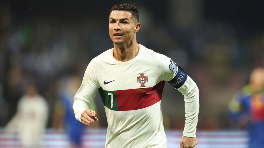 40 vjeç, Cristiano Ronaldo vazhdon të vendos rekord