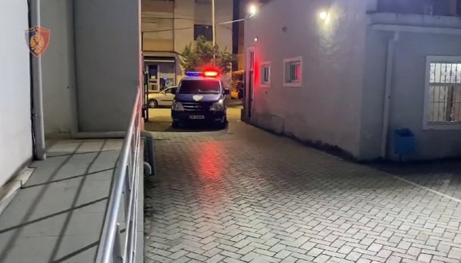 48-vjeçari kapet me doza kanabisi, i fshihte në një tunel pranë pallatit