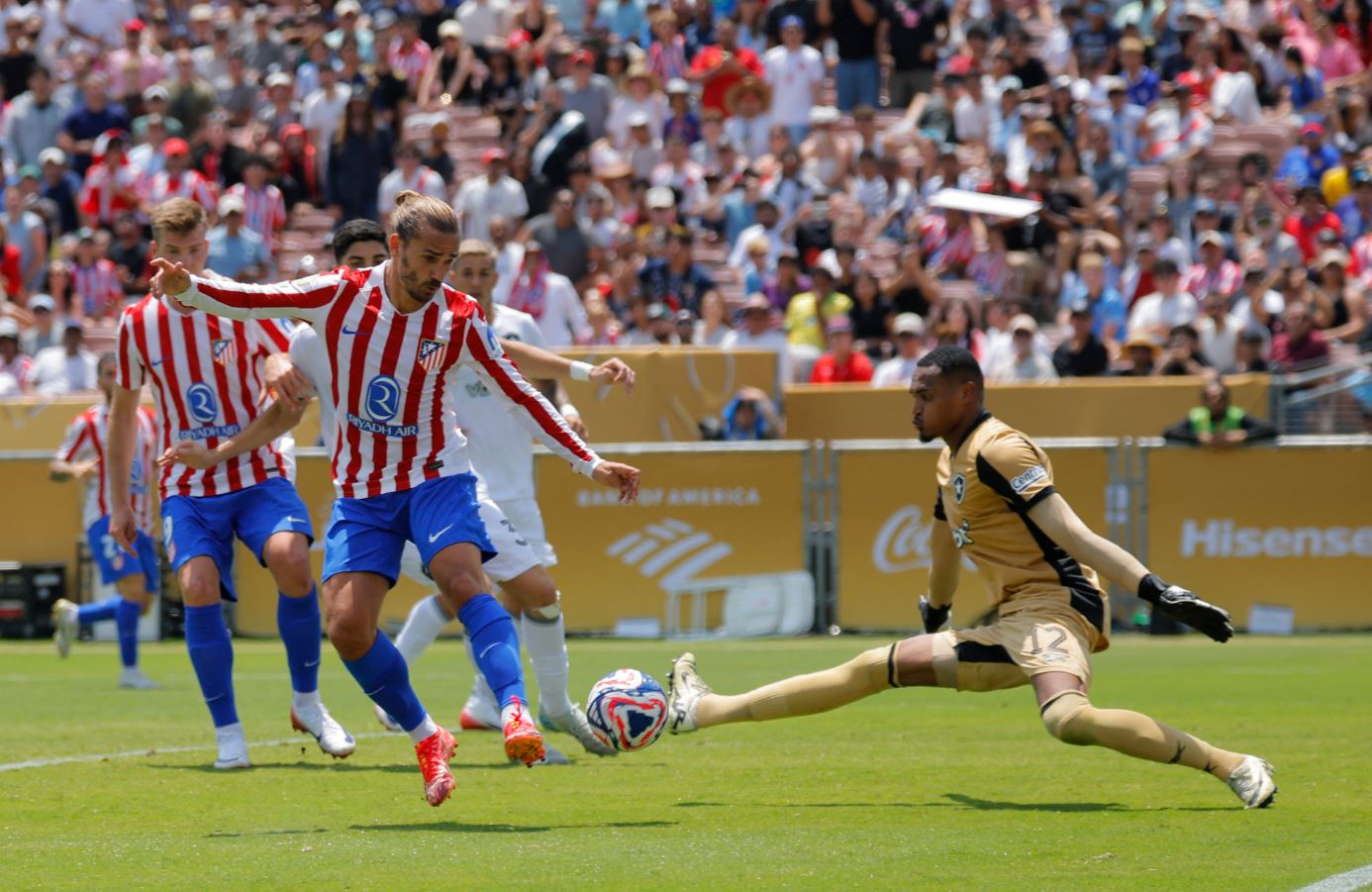 6 pikë nuk mjaftojnë, Atletico Madrid “lan duar” me Botërorin e Klubeve, Simeone “qan” sfidën me PSG: Na dëmtoi ajo humbje (VIDEO)