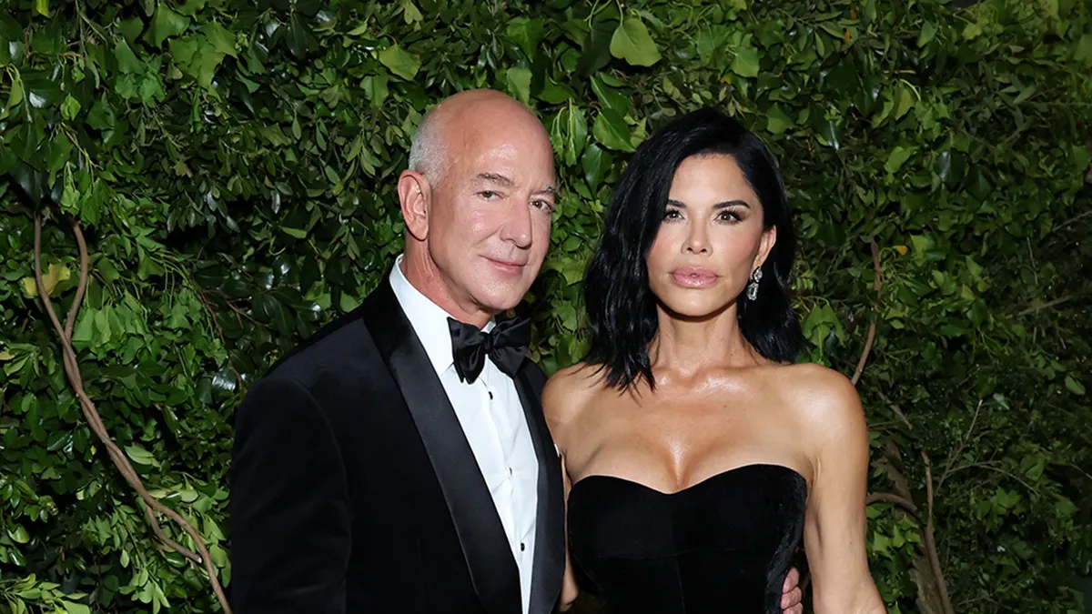 A ia ndërlikoi divorci i parë i Jeff Bezos planet e tij të dasmës me Lauren Sanchez?