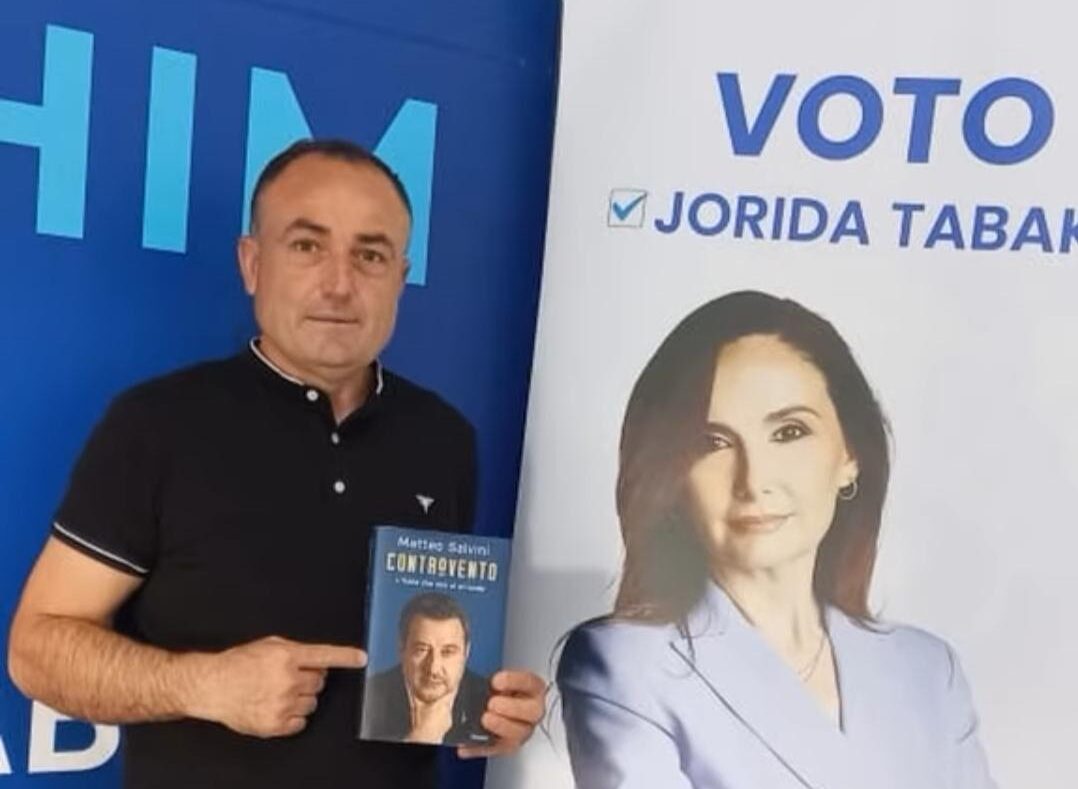 Agron Kolthi lobon për shqiptarët, por ka edhe kritika ndaj atyre që akuzojnë kot