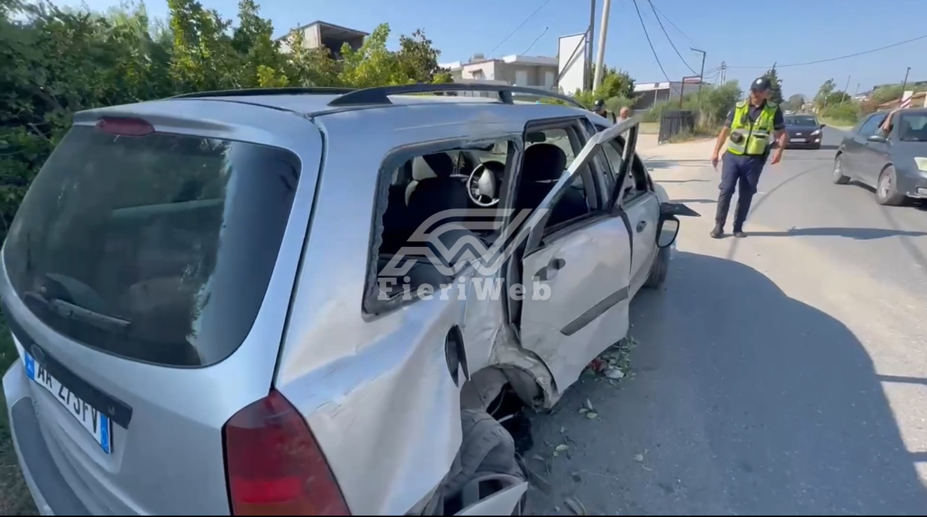Aksident në “Qafën e Koshovicës”, dy të lënduar pas përplasjes së një automjeti me shtyllë tensioni të lartë