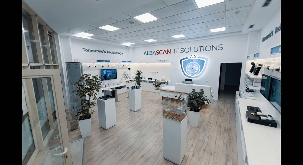 AlbaScan e skandalit në burgun e Peqinit merr tenderin e pajisjeve të komunikimit të Gardës, rritja e bujshme e vëllezërve Jorgjis