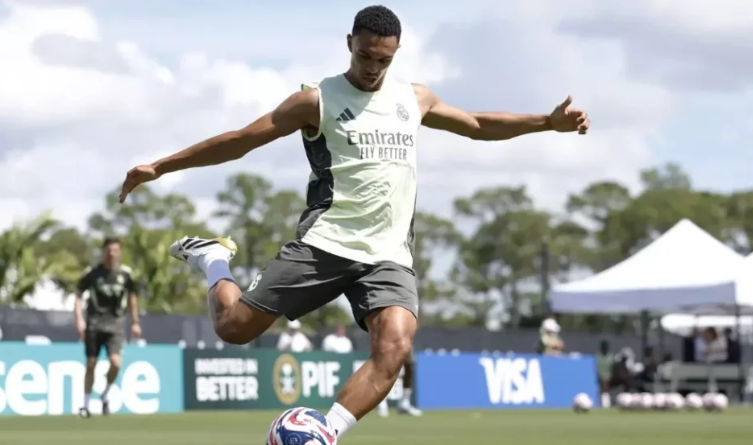 Alonso e nis me kritika për Arnold