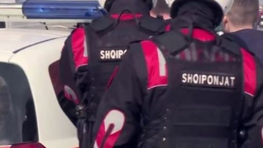 AMP pezullon 3 punonjës policie të Forcës së Posaçme Shqiponja, u konfrontuan fizikisht me shoferin e makinës, drejtuesi përfundoi te Trauma