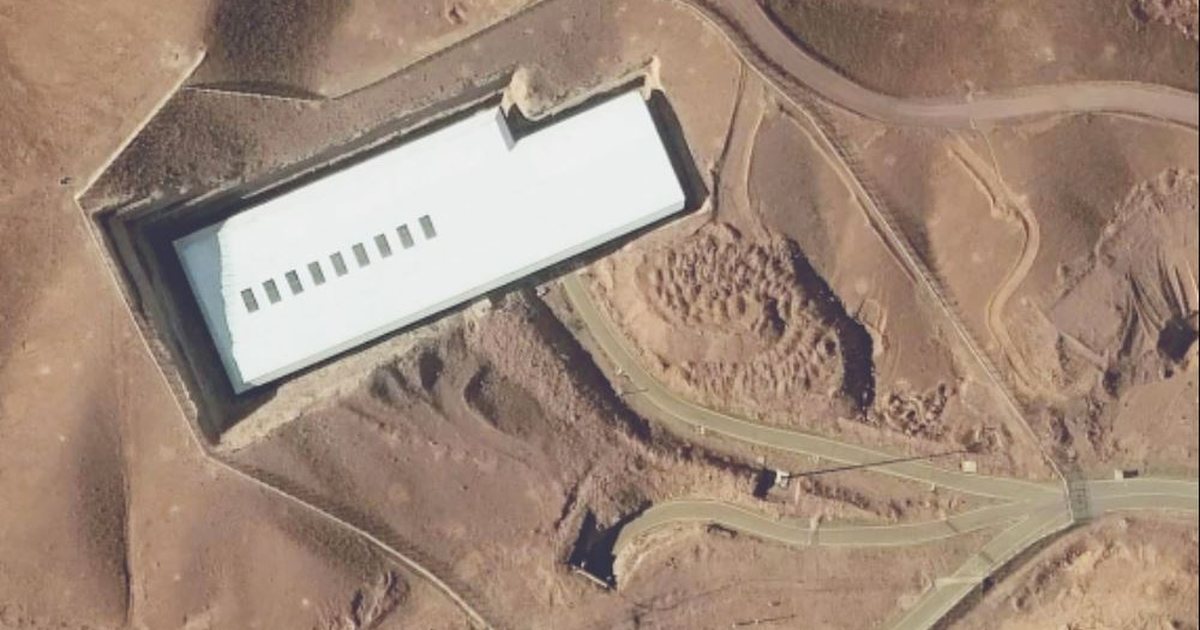 Analiza: Çfarë ndodh nëse bombat godasin depozitat e uraniumit në Iran?