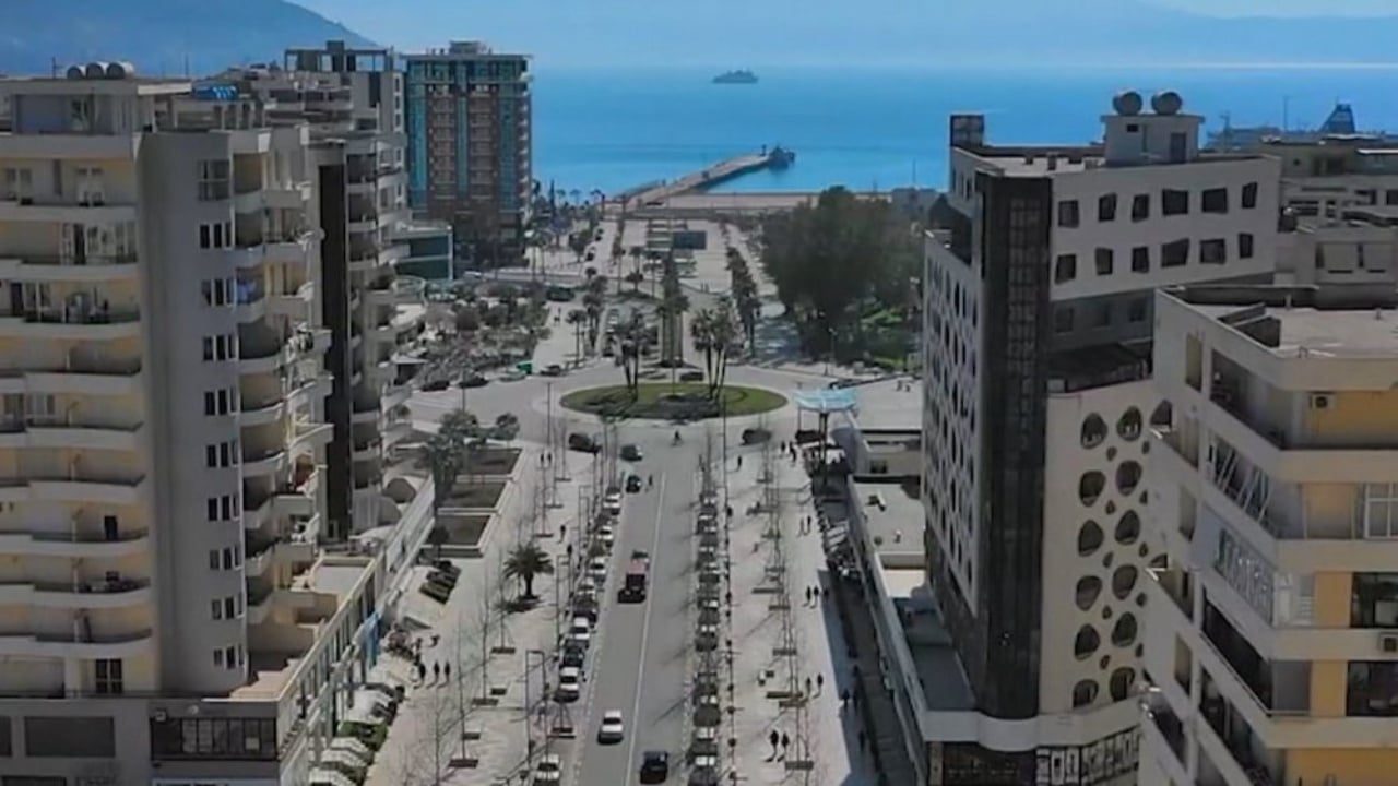 Apartamenti në Vlorë kthehet në ‘fole’ prostitucioni, arrestohet i riu, shpallet në kërkim kinezja