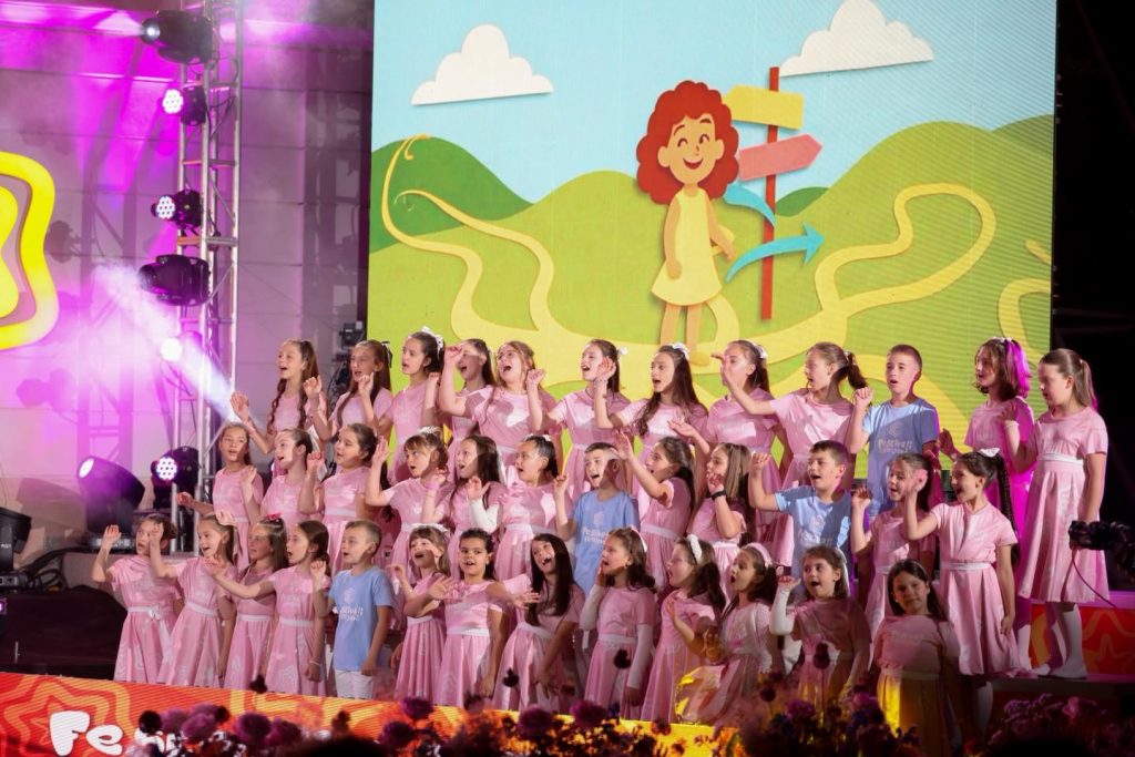 Atmosferë fantastike në Festivalin e Këngës për Fëmijë në Shkodër
