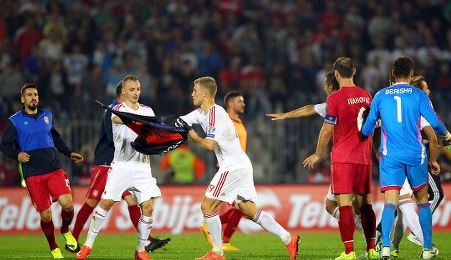 Balaj kujton natën e Beogradit 10 vjet më parë, si u kërcënua jeta e kuqezinjve nga huliganët serbë