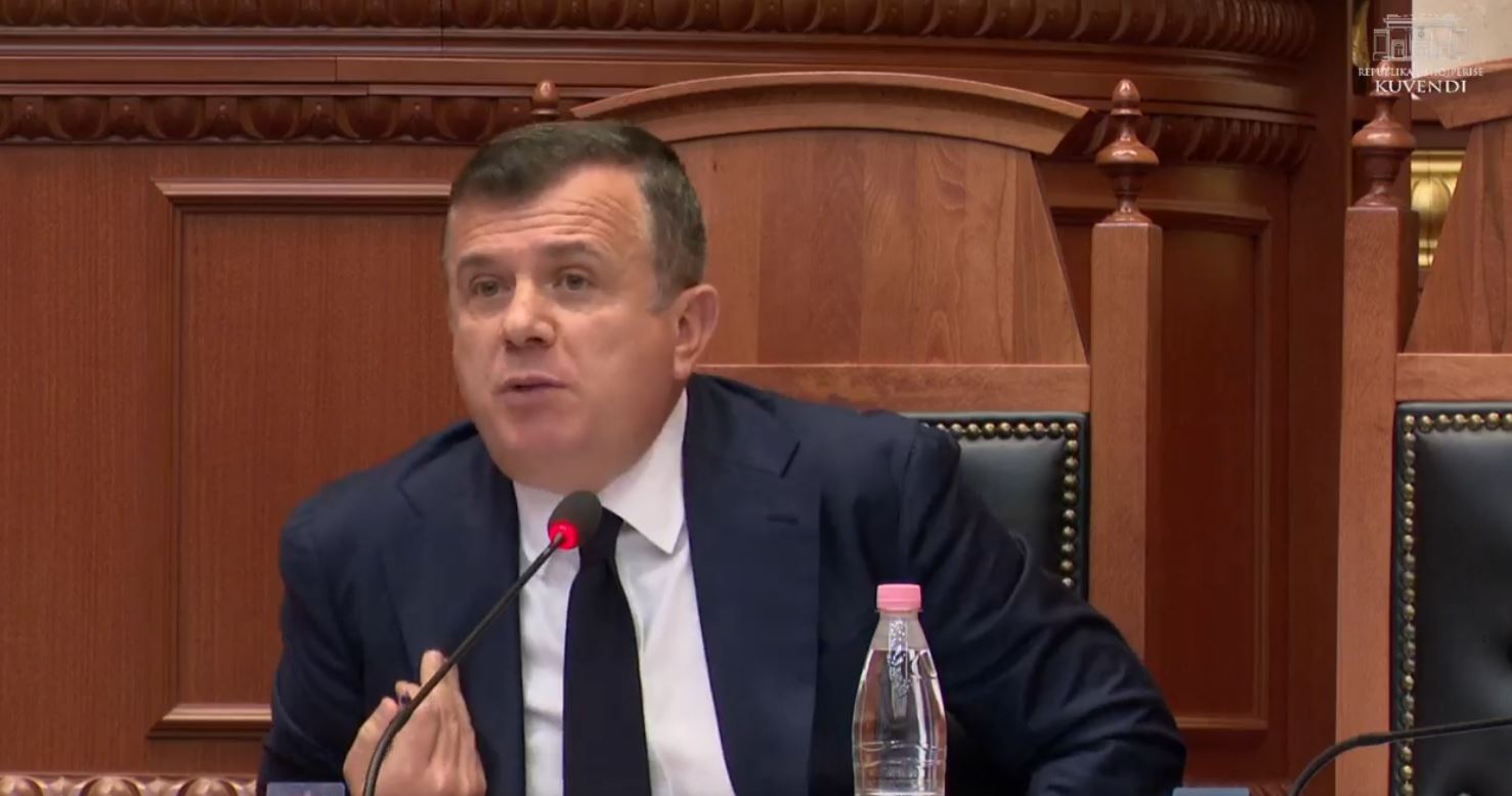 Balla: Garë e paepur për të nxirë Shqipërinë me përroin psikik të Berishës