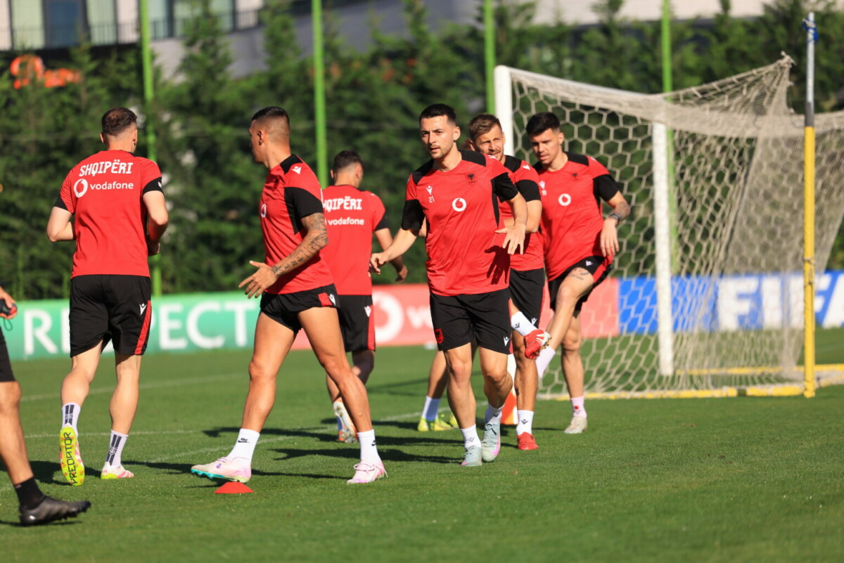 Biletat shkaktojnë kaos sa në FSHF e në treg të zi, sot Silvinjo vendos për grupin