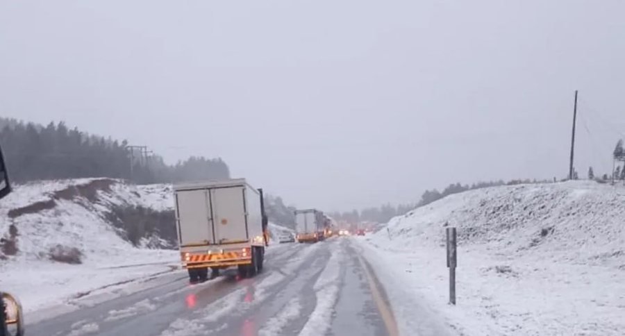 Borë dhe shi në Afrikën e Jugut, mbi 90 viktima