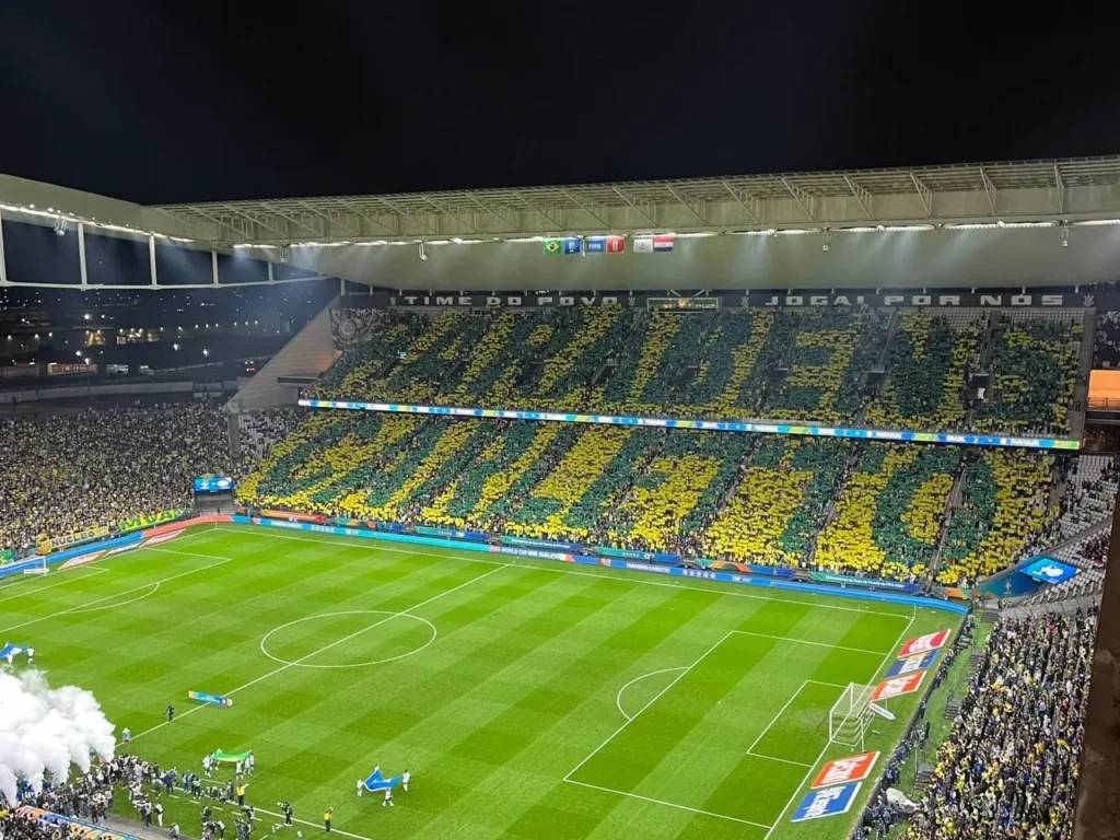 Brazili në Botëror, ja surpriza që tifozët e Seleçao i bënë trajnerit Ancelotti për ditëlindje