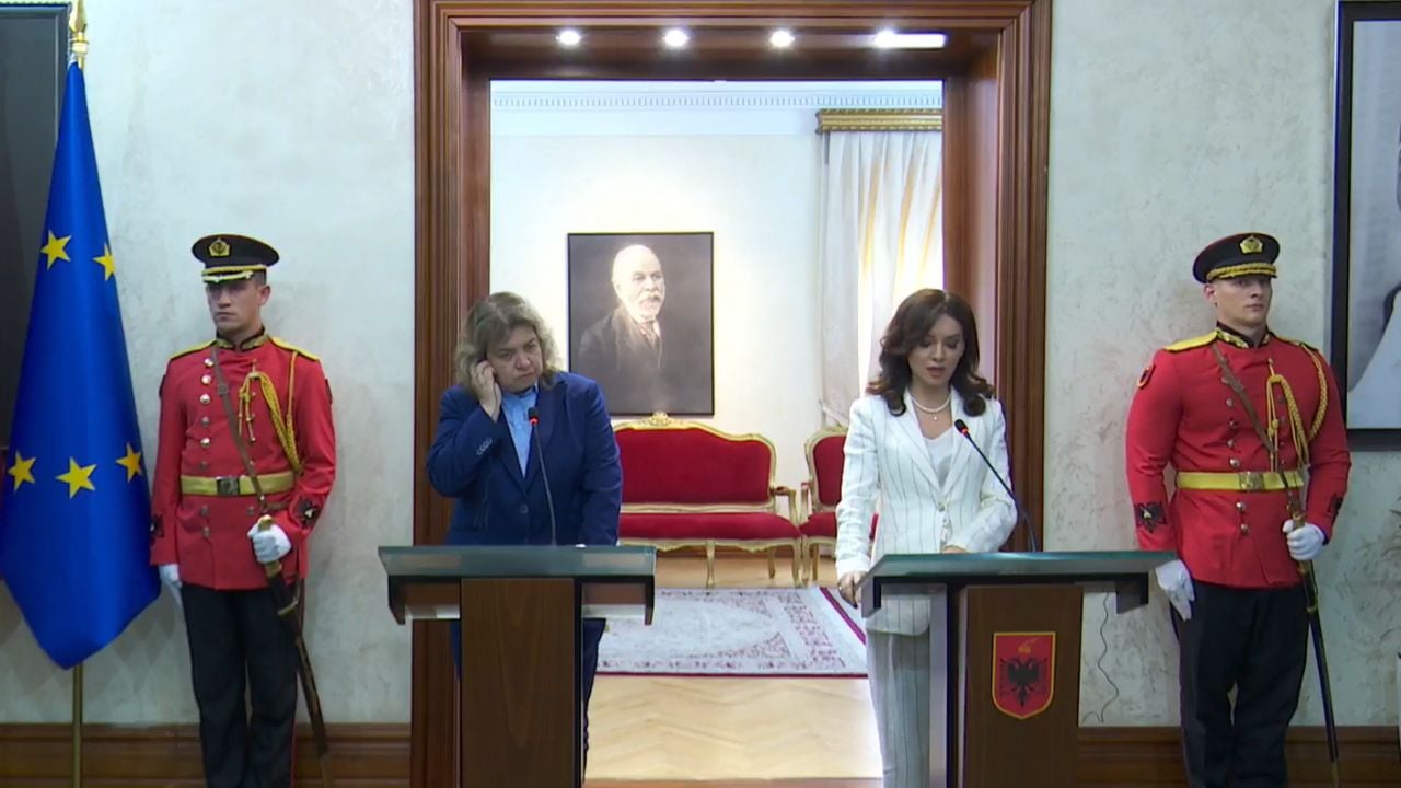 “Bullgaria mbështet rrugëtimin e Shqipërisë drejt BE-së”, Spiropali pret në Kuvend Kryetaren e Asamblesë Kombëtare bullgare