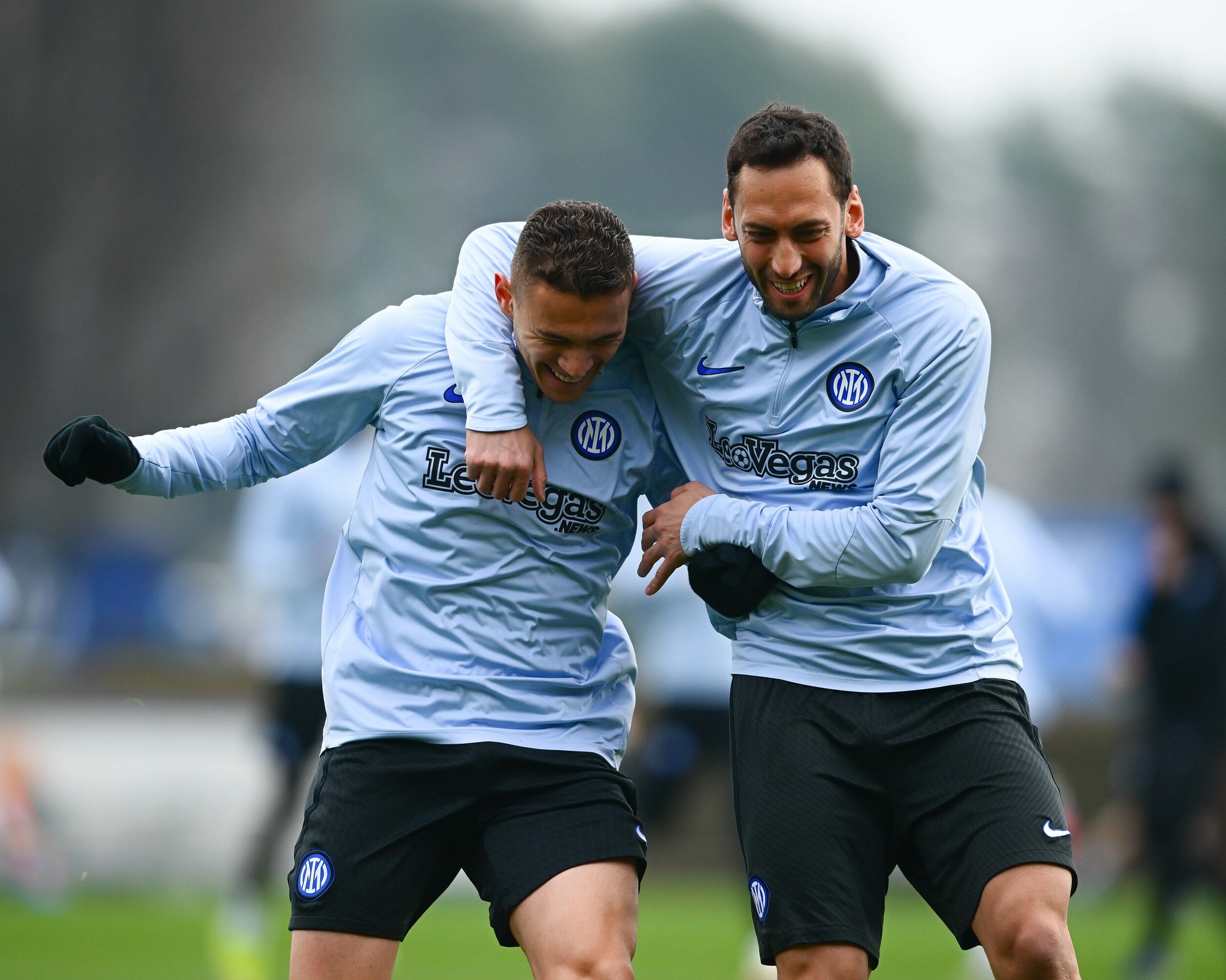 Calhanoglu del në shitje, Inter synon Rovella-n, por Lotito refuzon ofertën e fundit, para kesh plus Asllanin