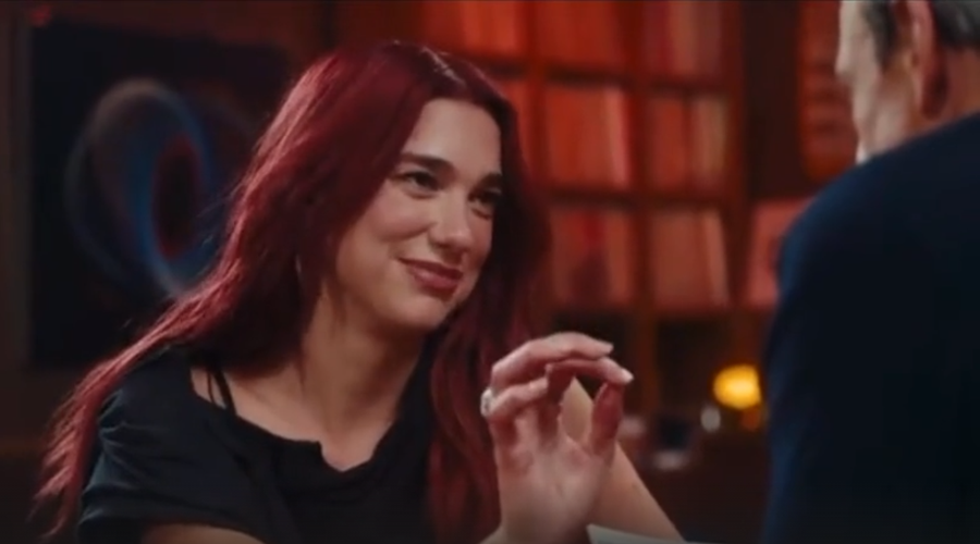 Dua Lipa konfirmon fejesën me Callum Turner