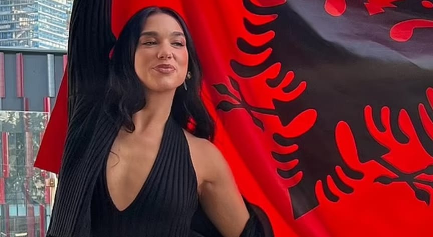 Dua Lipa “refuzon” martesën për momentin, ja çfarë e ndalon