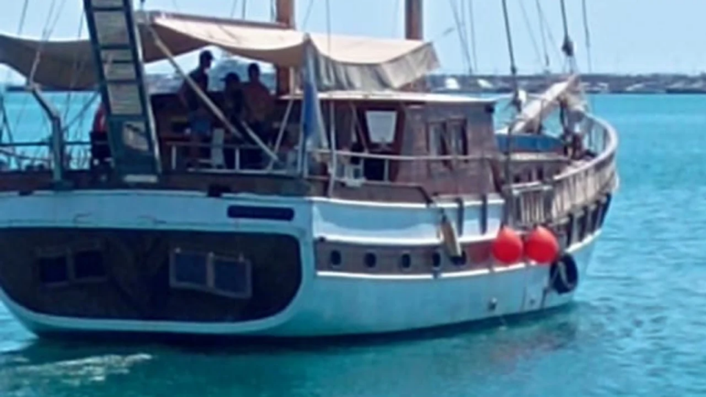 Durrës/ Jahti zhduket në mes të ditës, pronari bën denoncimin në Polici