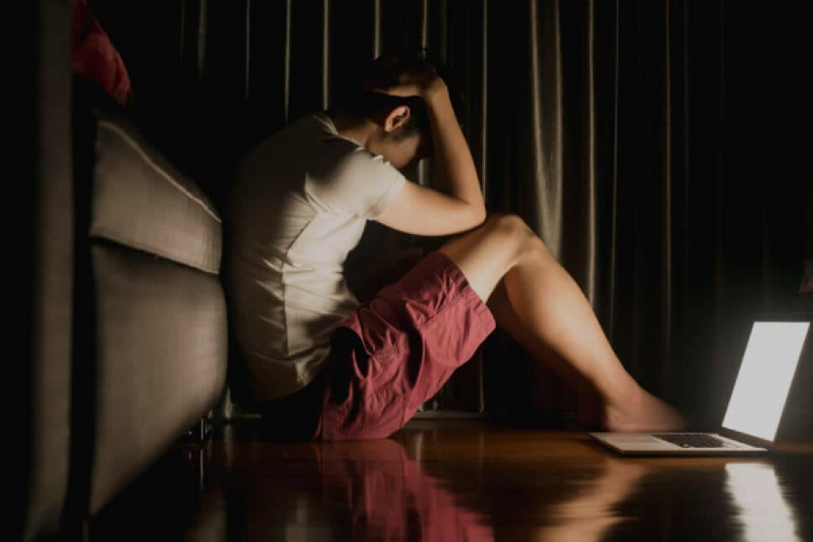 FBI dha informacionin/ Policia gjermane arreston 20-vjeçarin për abuzim me fëmijë në internet