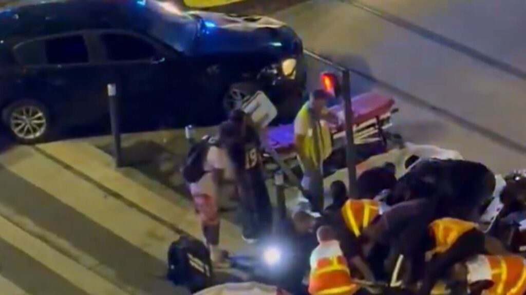 Festimet për PSG kthehen në ‘tragjedi’, 2 të vdekur dhe qindra të plagosur