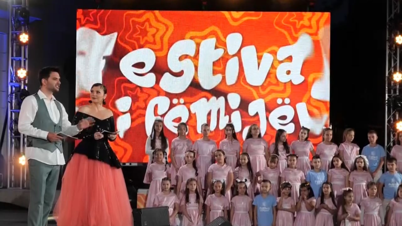 Festivali i këngës për fëmijë! Fituese është Kroni Pula, do përfaqësojë Shqipërinë në Junior Eurovizion