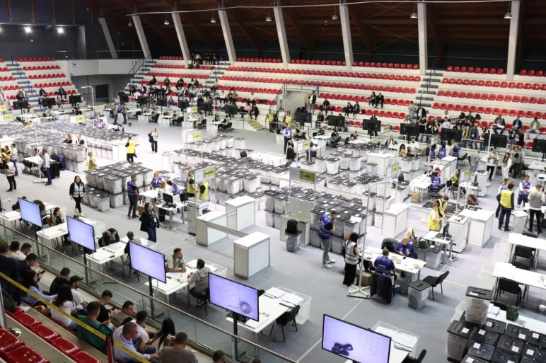 Fier/ Nis rinumërimi i votave, Lapaj pret mandat shtesë, ja deputeti socialist që rrezikon karrigen (Rezultate)