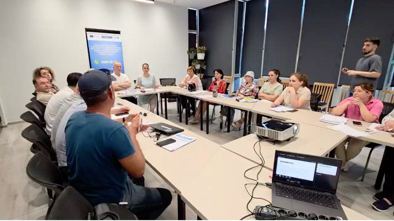 Fier – Trajnohen organizatat e shoqërisë civile për sigurinë ushqimore dhe mbrojtjen e konsumatorëve