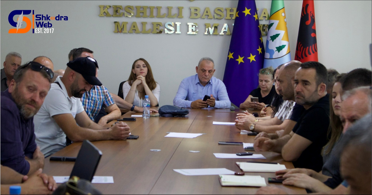 FOTO – “Dy projekte do të realizohen së shpejti për Bogën”, kryebashkiaku Tonin Marinaj: Shumë i lumtur…