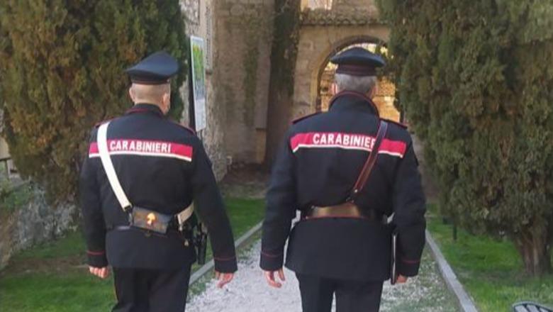 Fshihte kokainën në të çarat e mureve, para se t’ua shiste përdoruesve, karabinierët fusin në kurth shqiptarin ‘inteligjent’